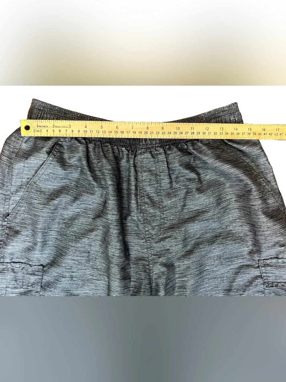 Avia Heathered Gray Athletic Hybrid Cargo Shorts Size Large